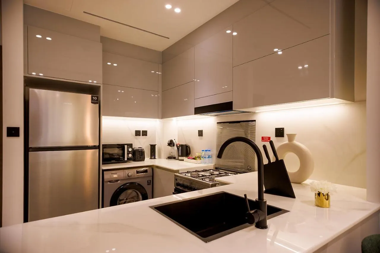 Luxury Binghatti Canal View Apt In Business Bay Dubai