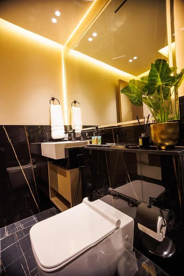 Luxury Binghatti Canal View Apt In Business Bay Dubai United Arab Emirates