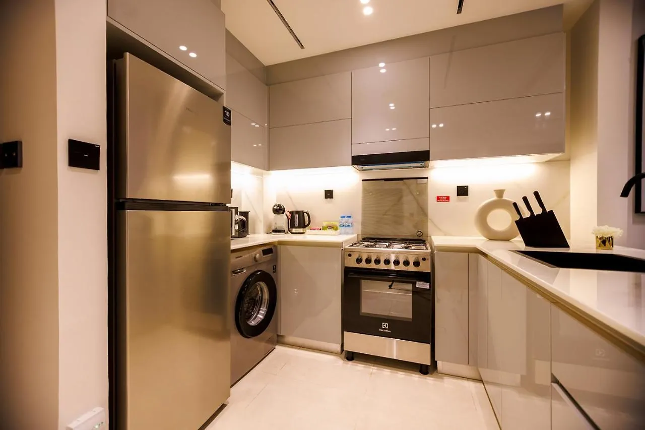 Luxury Binghatti Canal View Apt In Business Bay Dubai Apartment